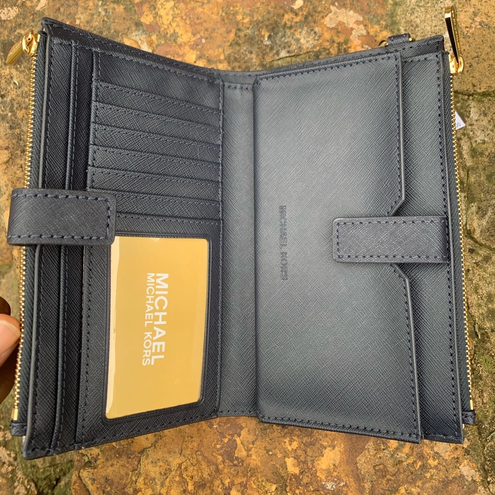 Michael Kors Admiral Double ZIP Wristlet NWT - Picture 3 of 6